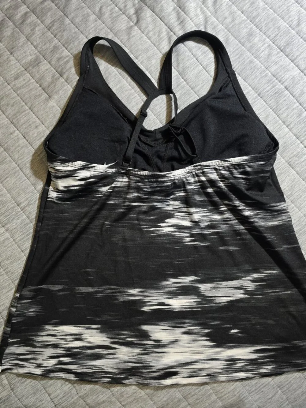 Nike Women's Blur Tankini Swim Top - Black & White - Medium